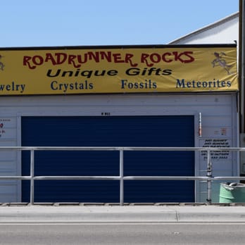 Road Runner Rocks - Personal Shopping Near Me - Quartzsite, Arizona Road Runner Rocks - Personal Shopping Near Me - Quartzsite, Arizona