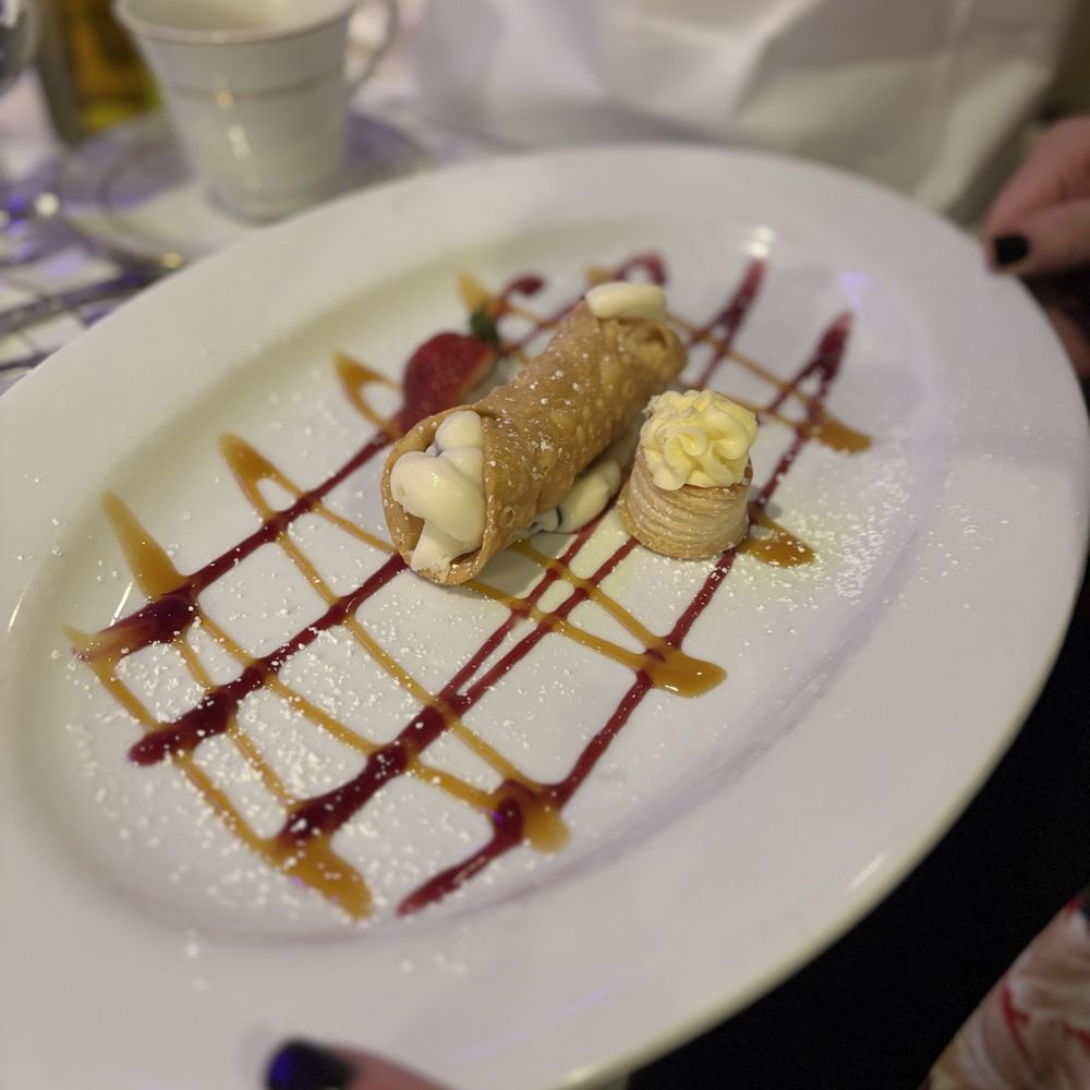 Brunello Italian Kitchen - Cannoli - Italian Near Me - Deer Park, New York Brunello Italian Kitchen - Cannoli - Italian Near Me - Deer Park, New York
