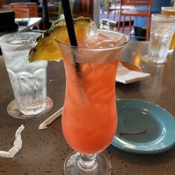 Bahama Breeze - Happy hour! Bahama Mama $5 - Bars Near Me - Orlando, Florida Bahama Breeze - Happy hour! Bahama Mama $5 - Bars Near Me - Orlando, Florida