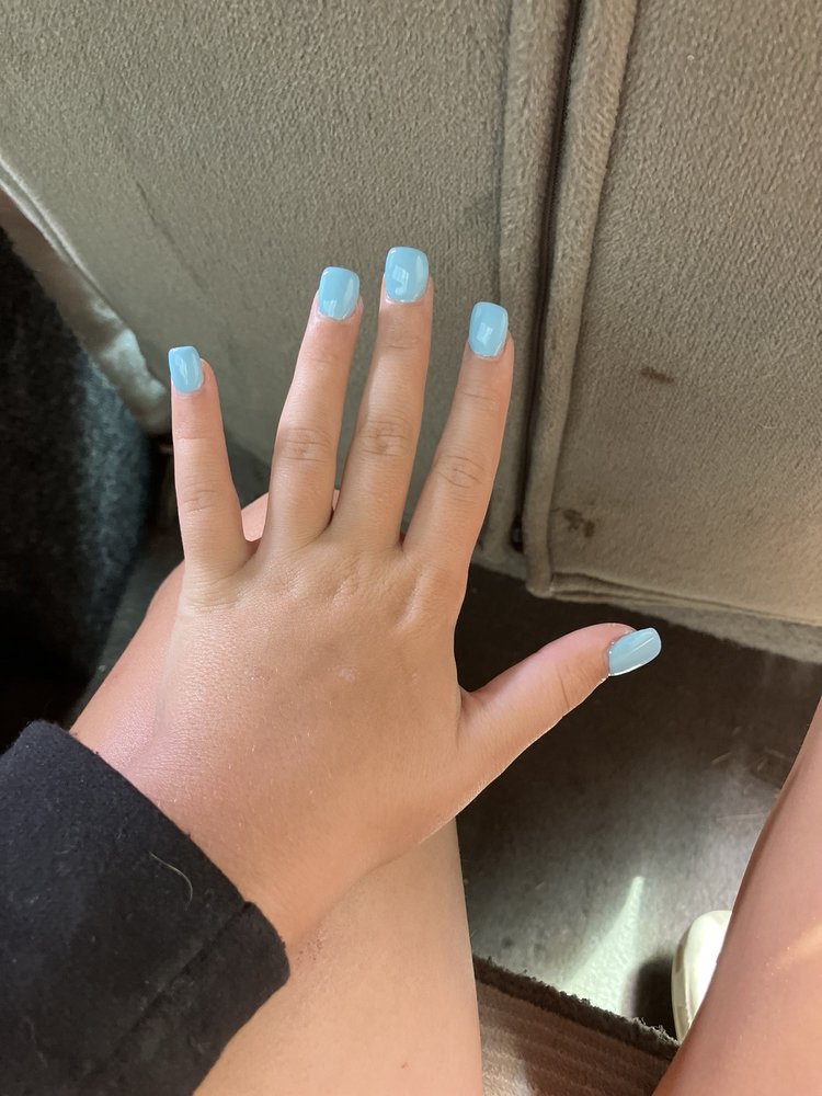 Annie Nails Logo