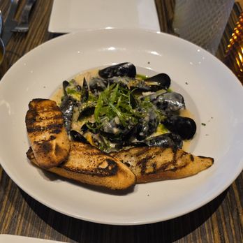 333 Pacific - Steakhouses Near Me - Oceanside, California
