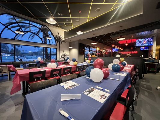 Chicken Charlie's Table by null