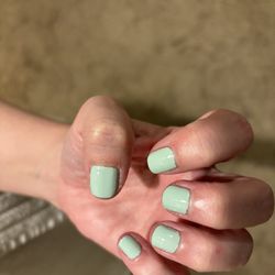 Melt Spa - I don't think this mani is worth $40 plus 18% mandatory gratuity