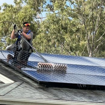 Pressure Pros - Brendan at work. - Solar Panel Cleaning Near Me Pressure Pros - Brendan at work. - Solar Panel Cleaning Near Me