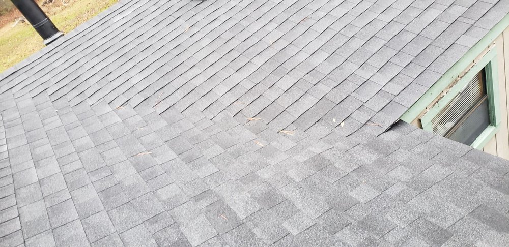 Slide of Donnie Long Roofing