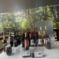 Hawaii Ohana Wines
