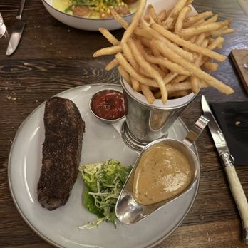 Perle Restaurant - New American Near Me - Pasadena, California