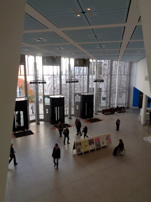 Kunst- und Ausstellungshalle der Bundesrepublik Deutschland by null