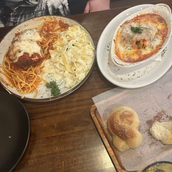 Scisciano Italia - Combo plate - Italian Near Me - San Antonio, Texas