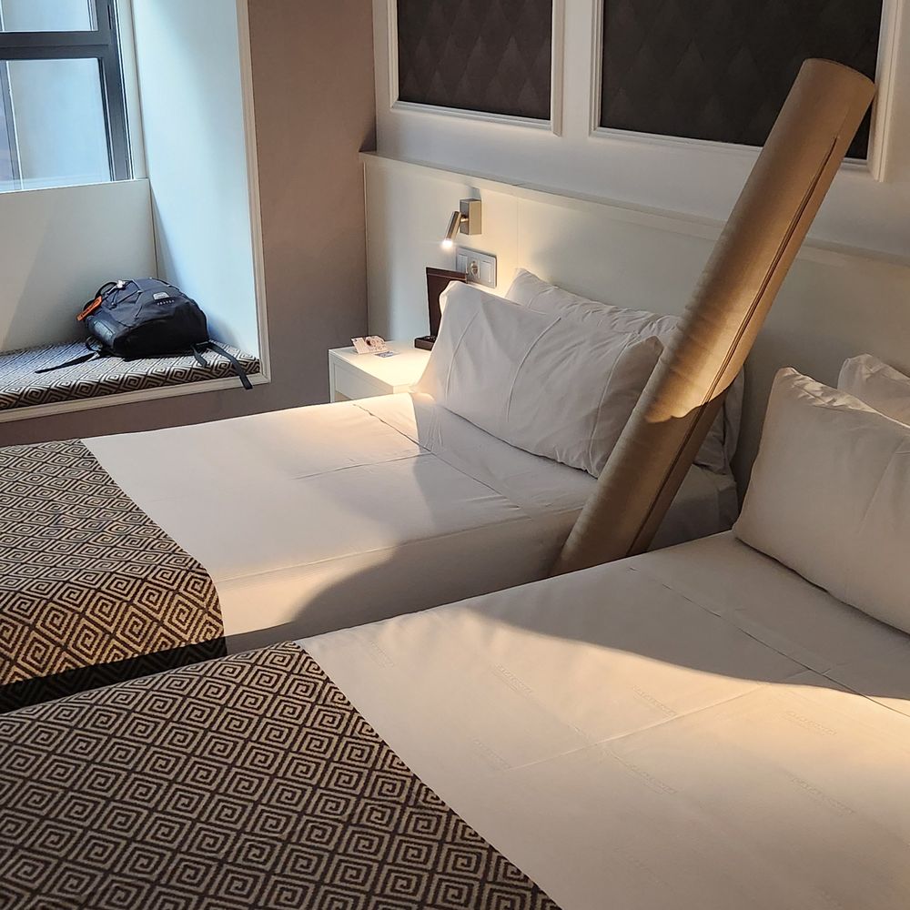 Catalonia Magdalenes - Room with two beds - Hotels & Travel Near Me - Barcelona, B