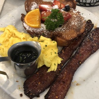 Sweet Maple - Scrambled eggs with French toast and bacon - American Near Me - San Francisco, California