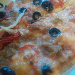 Mangiare - Pizza atún