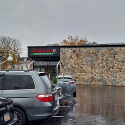 Bombazo Supermarket