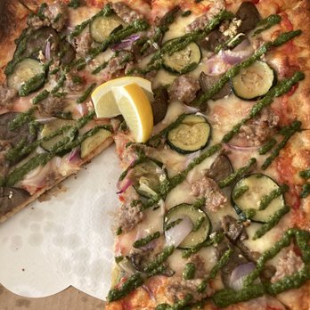 Pizzeria da Laura - "Grandma" style thin crust pizza with a delicious pesto drizzle over the pizza - Pizza Near Me - Berkeley, California