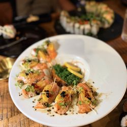 KUBO Asian Fusion & Bar - Salmon belly yuzu truffle