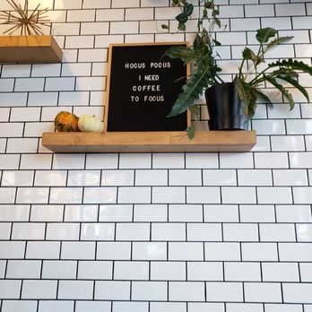 Holly Rose Coffee Bar - Decor - Coffee & Tea Near Me - Portland, Oregon