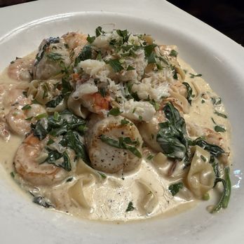 Paradiso Restaurant - Deaf - Italian Near Me - San Leandro, California