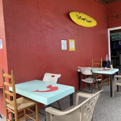 Shrimp Shack - Table
