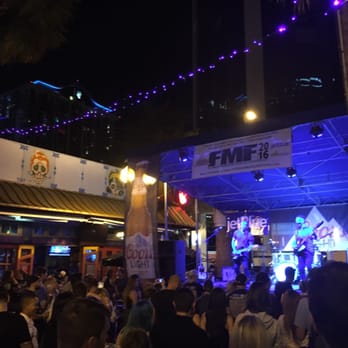 Wall St Plaza - Bars Near Me - Orlando, Florida