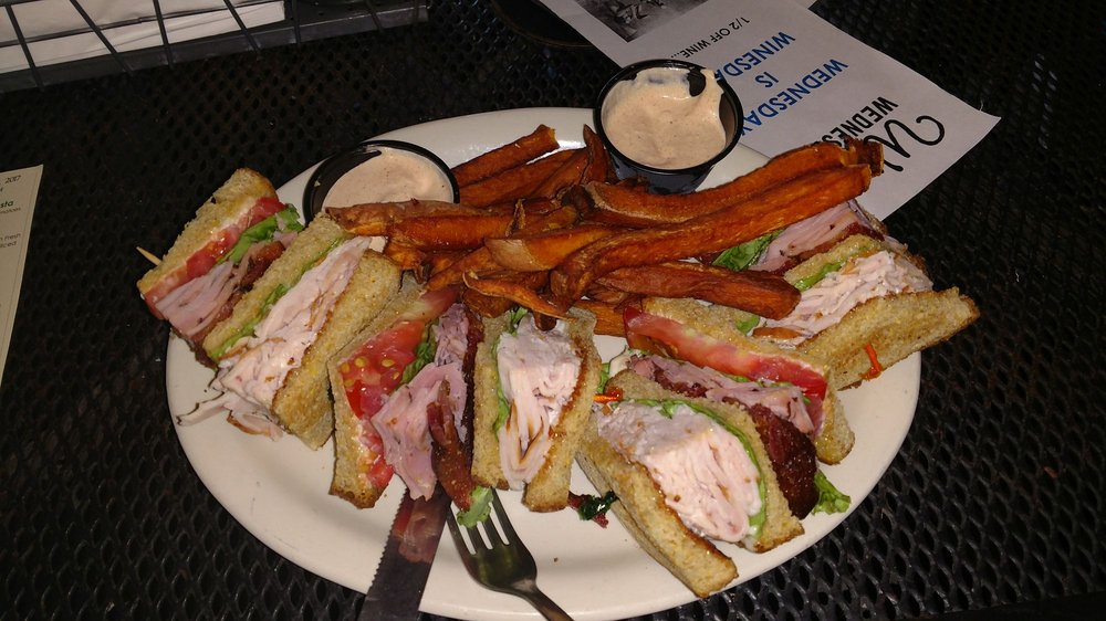 SIDETRACK BAR AND GRILL 545 Photos & 866 Reviews Pubs 56 E Cross