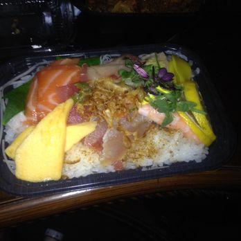 Ezze Sushi - $16.95 chirashi - Fish Not Fresh and Tiny odd cuts of fish - Sushi Bars Near Me - Glendora, California