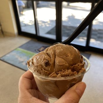 Edaleen Dairy - Blaine - Kids size. Fudgy wudgy. $1.50 - Grocery Near Me - Blaine, Washington Edaleen Dairy - Blaine - Kids size. Fudgy wudgy. $1.50 - Grocery Near Me - Blaine, Washington