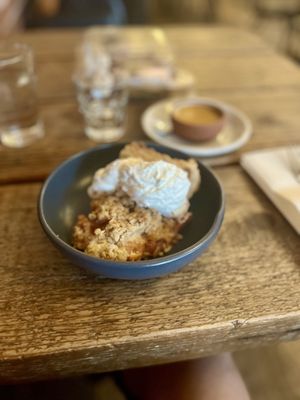 5 Points Market & Restaurant by null