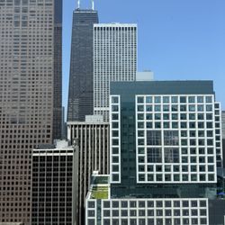 Robert H. Lurie Comprehensive Cancer Center of Northwestern - View from the 21st floor