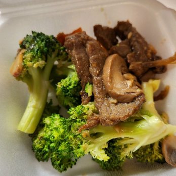 KW Cafe - leftovers...Broccoli and Beef - Hong Kong Style Cafe Near Me - Rowland Heights, California