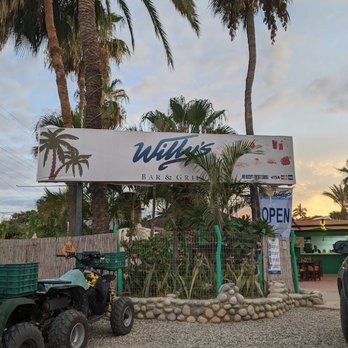 Willy’s - Front - Pubs Near Me - Los Barriles, BCS Willy’s - Front - Pubs Near Me - Los Barriles, BCS
