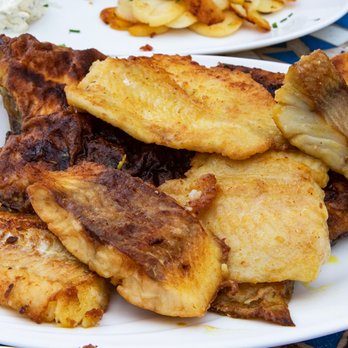 Fischhus Bormann - Platter of four fish varieties for two people! - Seafood Near Me - Sassnitz, MV Fischhus Bormann - Platter of four fish varieties for two people! - Seafood Near Me - Sassnitz, MV