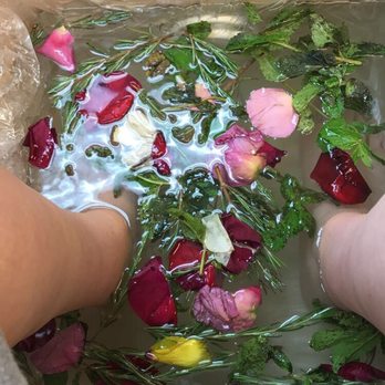 Green Organic Nail Salón - Rosemary Mint Pedicure - Nail Salons Near Me - Lyndhurst, New Jersey
