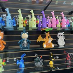 Olympia Smoke Town - Half glass and half silicone rigs