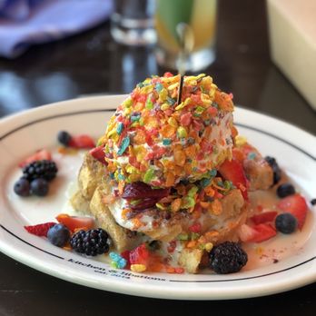 Bosscat Kitchen & Libations - Fruity pebbles French toast - New American Near Me - Irvine, California