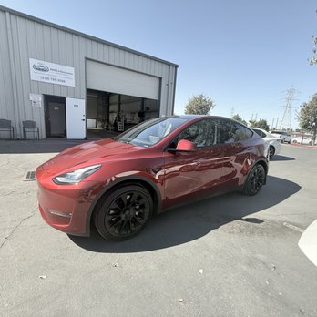 Relux Collision - Body Shops Near Me - Sacramento, California