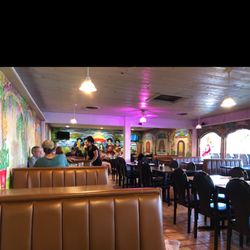 Las Palmeras - Main Dining