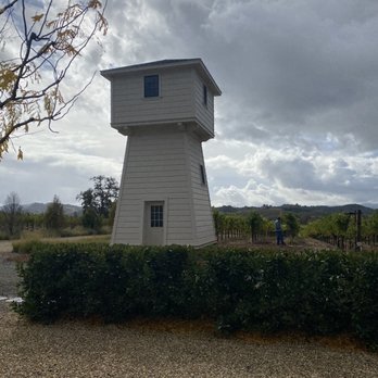 Silver Oak - Healdsburg - Lighthouse outside - Wine Tasting Room Near Me - Healdsburg, California Silver Oak - Healdsburg - Lighthouse outside - Wine Tasting Room Near Me - Healdsburg, California