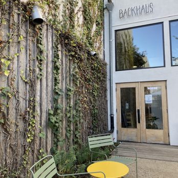 Backhaus - Outdoor back patio - Bakeries Near Me - San Mateo, California