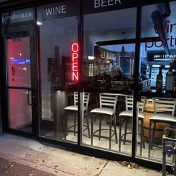 Garrafeira Bottle Shop