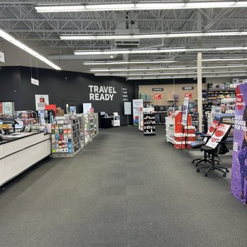 Staples - Shipping Centers Near Me - Fayetteville, Georgia Staples - Shipping Centers Near Me - Fayetteville, Georgia