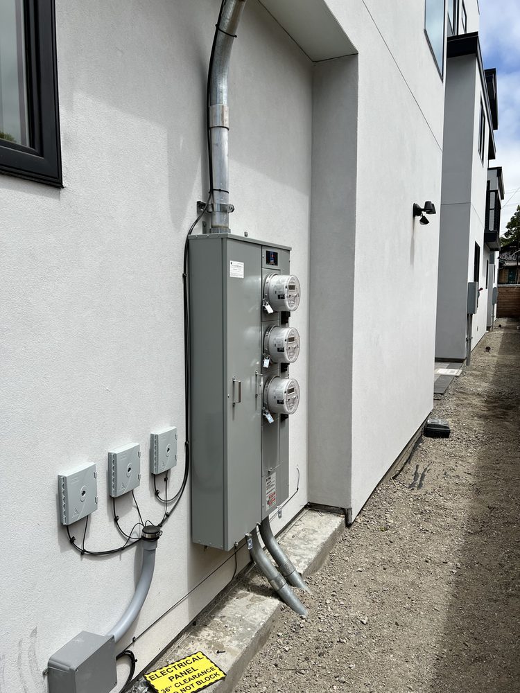 Slide of Kardon Electric