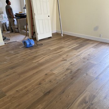 Flooring 101 - Thousand Oaks - Wood floor install - Flooring Near Me - Thousand Oaks, California Flooring 101 - Thousand Oaks - Wood floor install - Flooring Near Me - Thousand Oaks, California