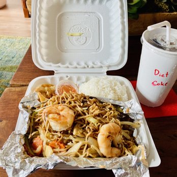 Naree Thai Restaurant - a take out box of food - Thai Near Me - Long Beach, California Naree Thai Restaurant - a take out box of food - Thai Near Me - Long Beach, California