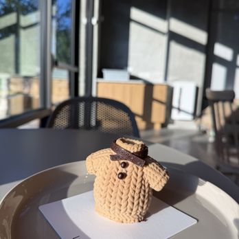 Laylo - coffee mousse cake - Coffee & Tea Near Me - Atlanta, Georgia Laylo - coffee mousse cake - Coffee & Tea Near Me - Atlanta, Georgia