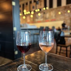 Enoteca La Storia - Los Gatos - BelleBolle Sparkling Rosé & 2019 Platinetti Guido Nebbiolo