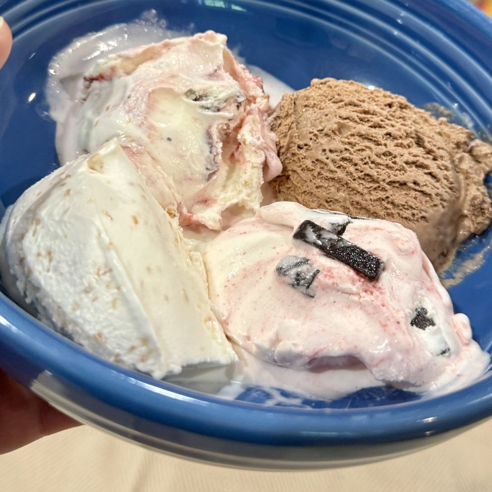 Ferris Acres Creamery - Red, White & Moo (from upper left clockwise), PBC2, Raspberry Swirl Chunk, Toasted Almond - Ice Cream & Frozen Yogurt Near Me - Newtown, Connecticut