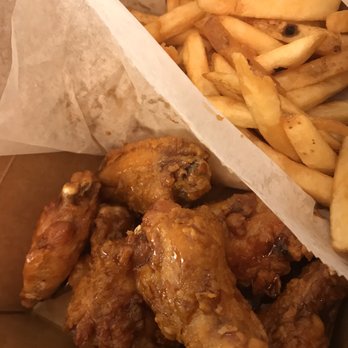 Tsaocaa - Honey Garlic Wings - Bubble Tea Near Me - Philadelphia, Pennsylvania
