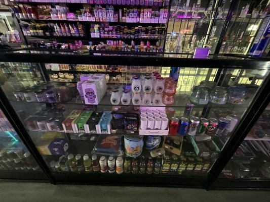 Zazaa Smoke And Vape & Convenience, 3834 E Shelby Dr, Memphis, TN 38118, US 