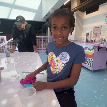 Rainbow Slime Co - Kids Activities Near Me - Kansas City, Missouri