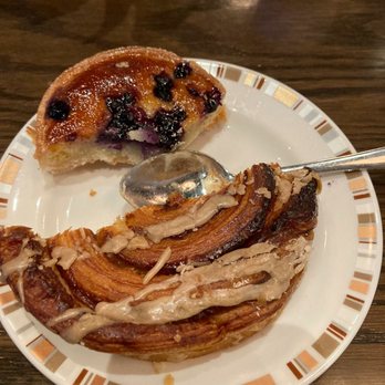 Wayne Hotel - Pastries at breakfast - Hotels Near Me - Wayne, Pennsylvania